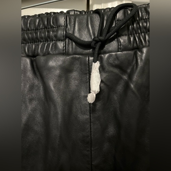 LITA by Ciara Leather Joggers NWT Large - Picture 8 of 12